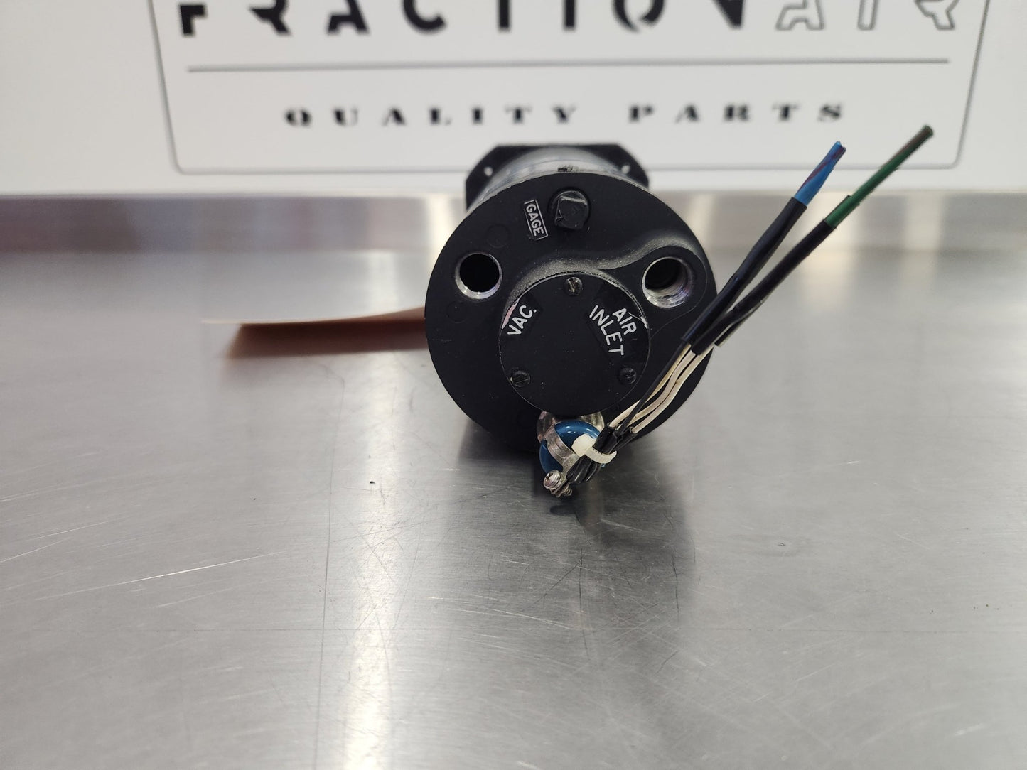 IU284 - 001 - 3 Sigma Tek Inc. Attitude Gyro 5000L - 4, G - 519A - 1, 37570 - 1011 | FractionAIR Parts - Aircraft Parts & Accessories