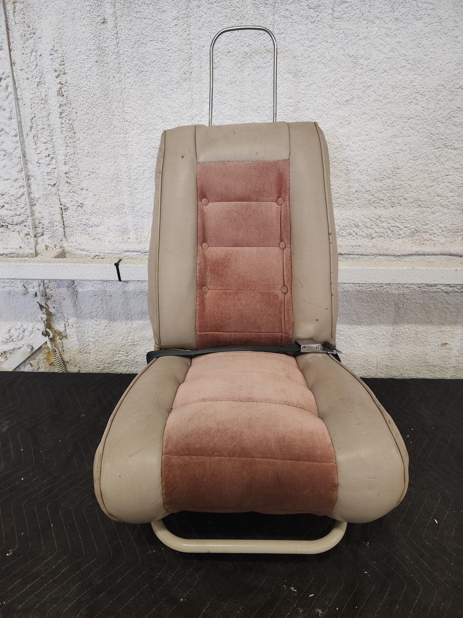 Mooney TWO FRONT SEATS W/ BELT | FractionAIR Parts - Aircraft Parts & Accessories
