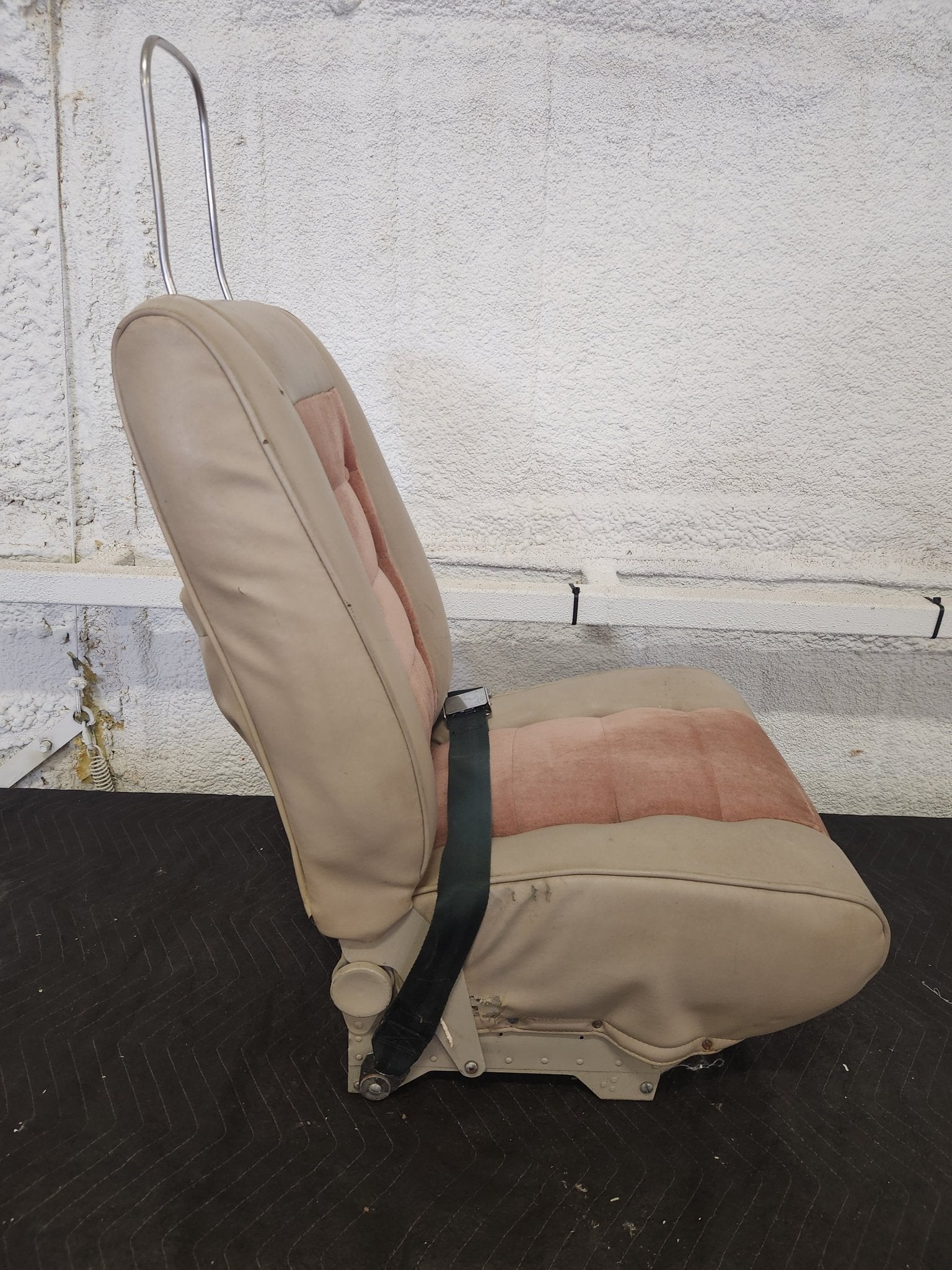 Mooney TWO FRONT SEATS W/ BELT | FractionAIR Parts - Aircraft Parts & Accessories