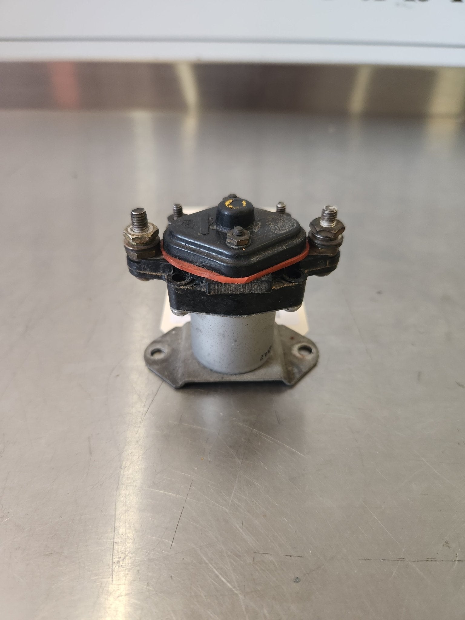 MS24166‑01 Cutler - Hammer RELEY 28 VOLTS D - C | FractionAIR Parts - Aircraft Parts & Accessories