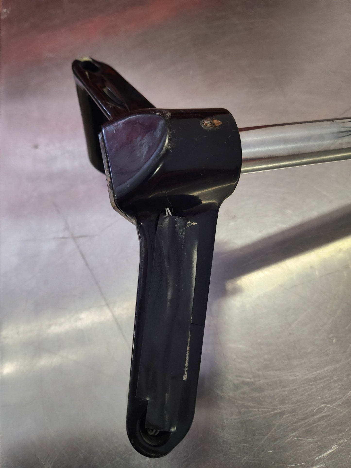 Piper PA28 Cherokee Control Wheel / Yoke Assembly (L: 14”) (D: 1 1/8”) | FractionAIR Parts - Aircraft Parts & Accessories