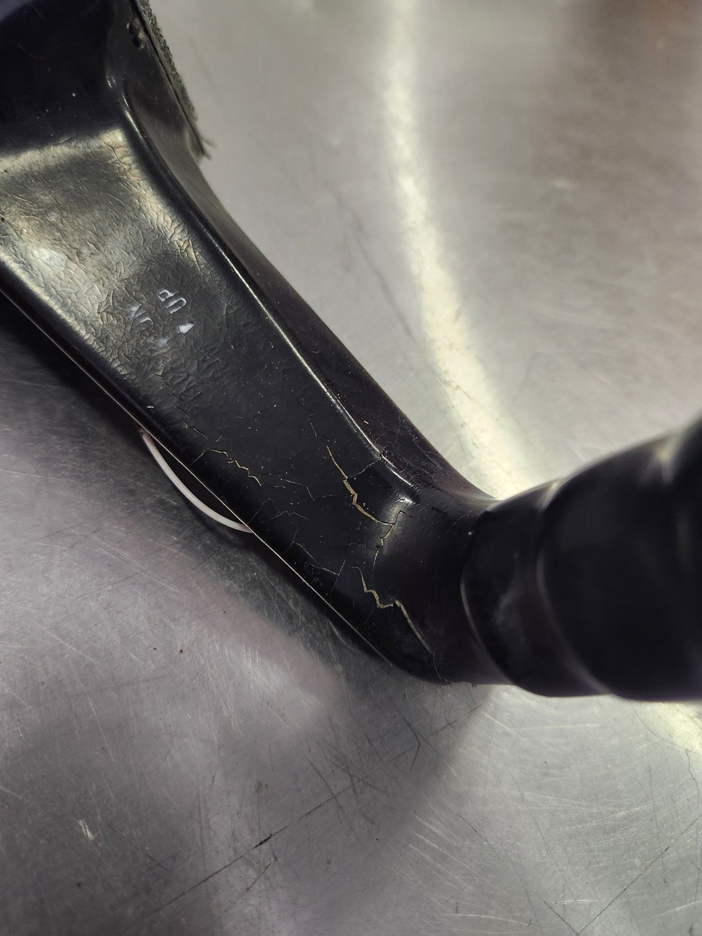 Piper PA28 Cherokee Control Wheel / Yoke Assembly (L: 14”) (D: 1 1/8”) | FractionAIR Parts - Aircraft Parts & Accessories