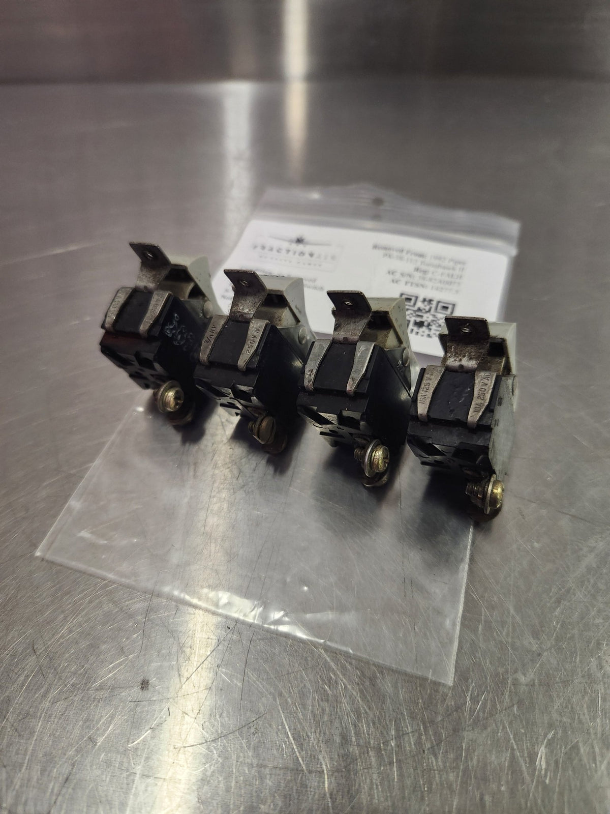 Piper Avionics Rocker Switch Switches - FractionAIR Parts
