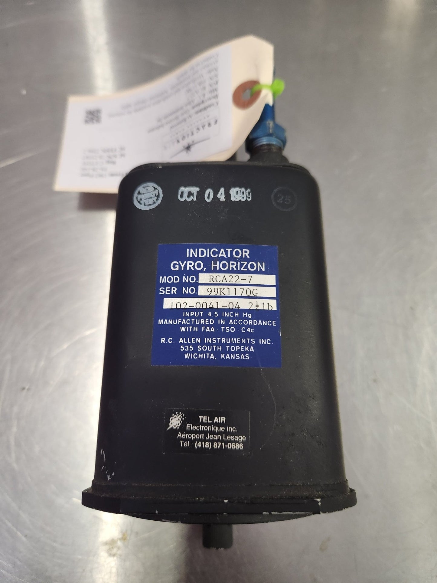 RCA22 - 7 R.C. Allen Instruments Inc Gyro Horizon Indicator | FractionAIR Parts - Aircraft Parts & Accessories