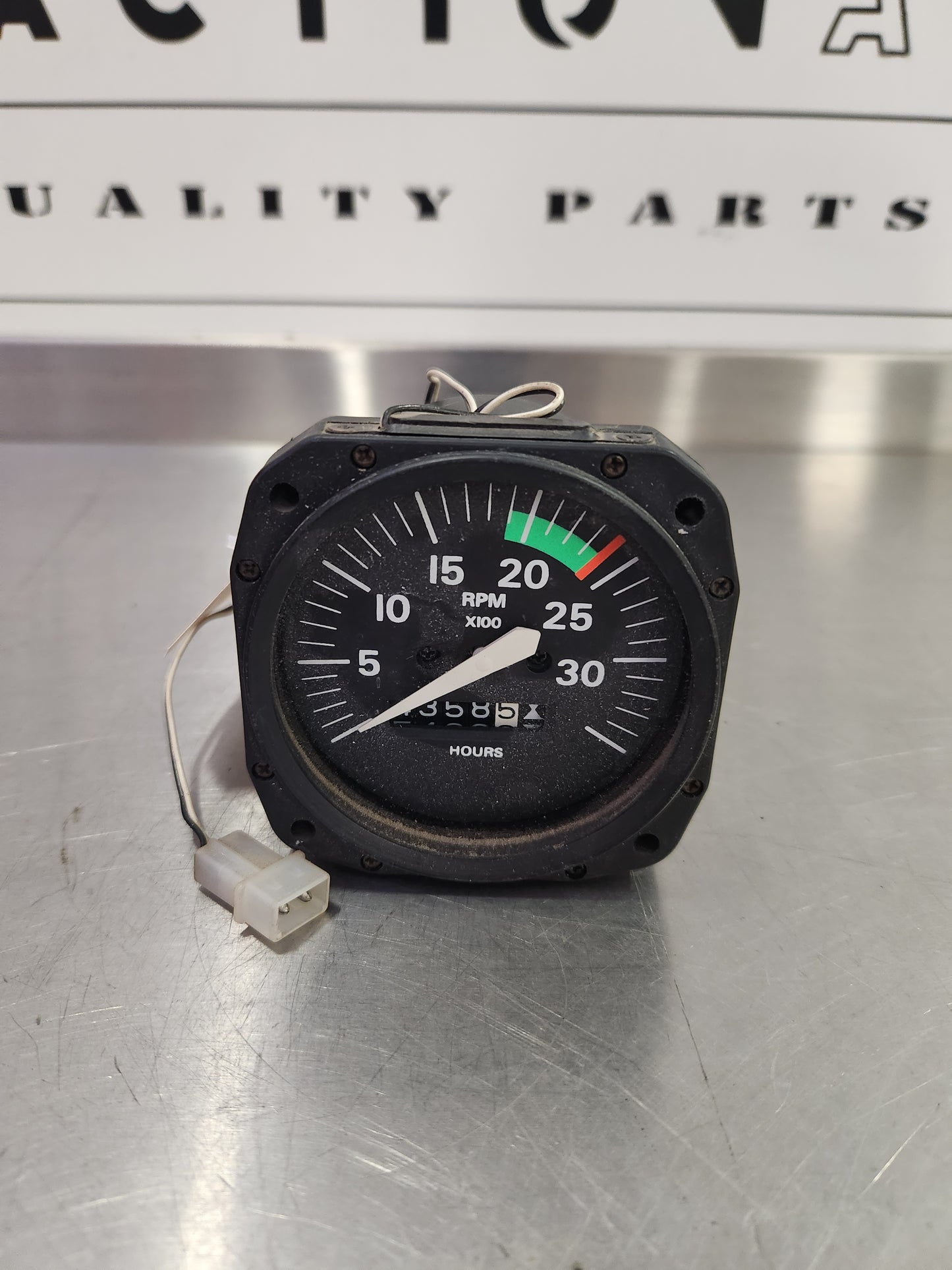 SL1010-001-1-1 Cessna Mechanical Tachometer - Recording(Core) S3329-1