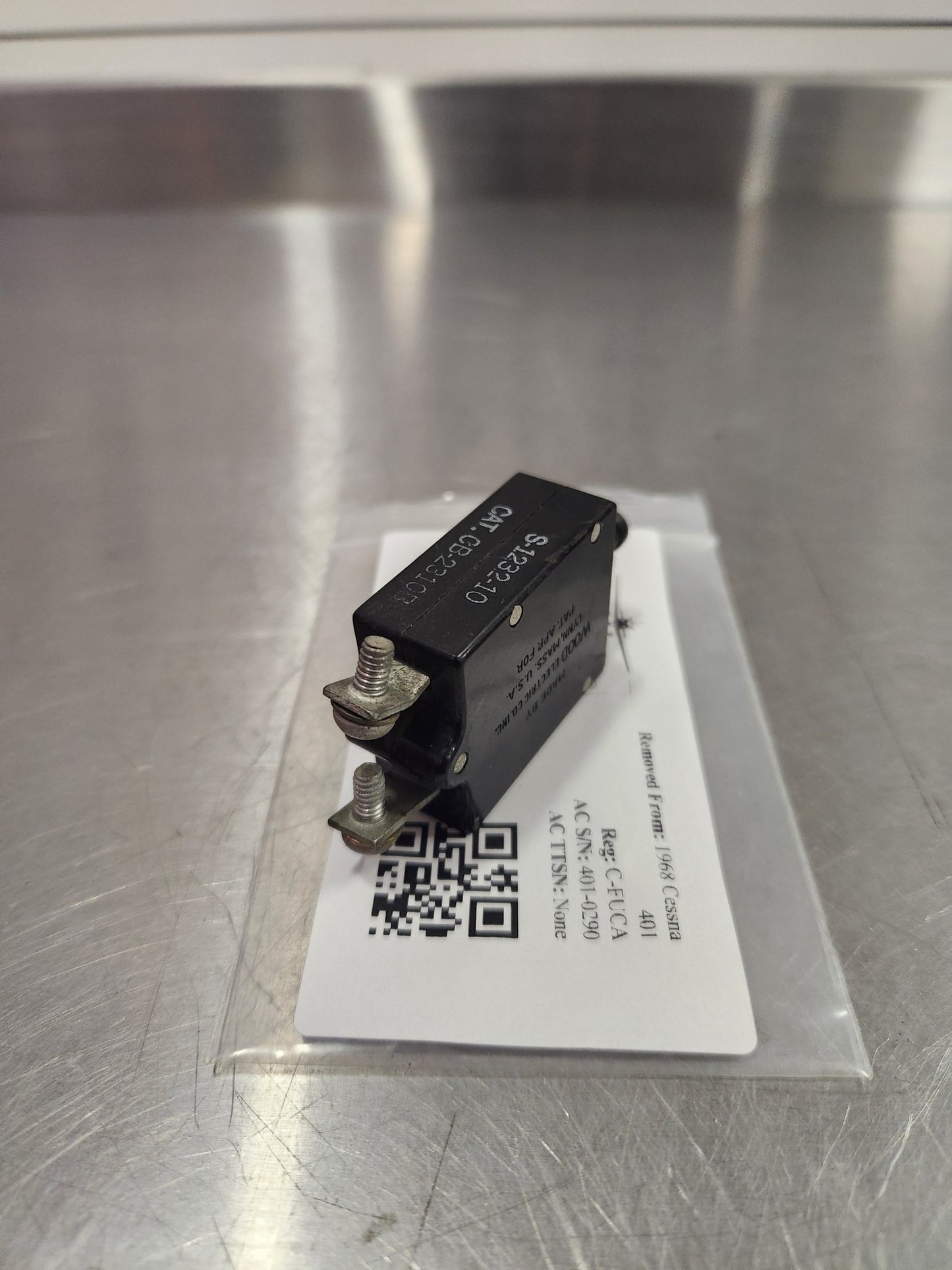 S - 12132 - 10 Wood Electric CIRCUIT BREAKER 10 AMP | FractionAIR Parts - Aircraft Parts & Accessories