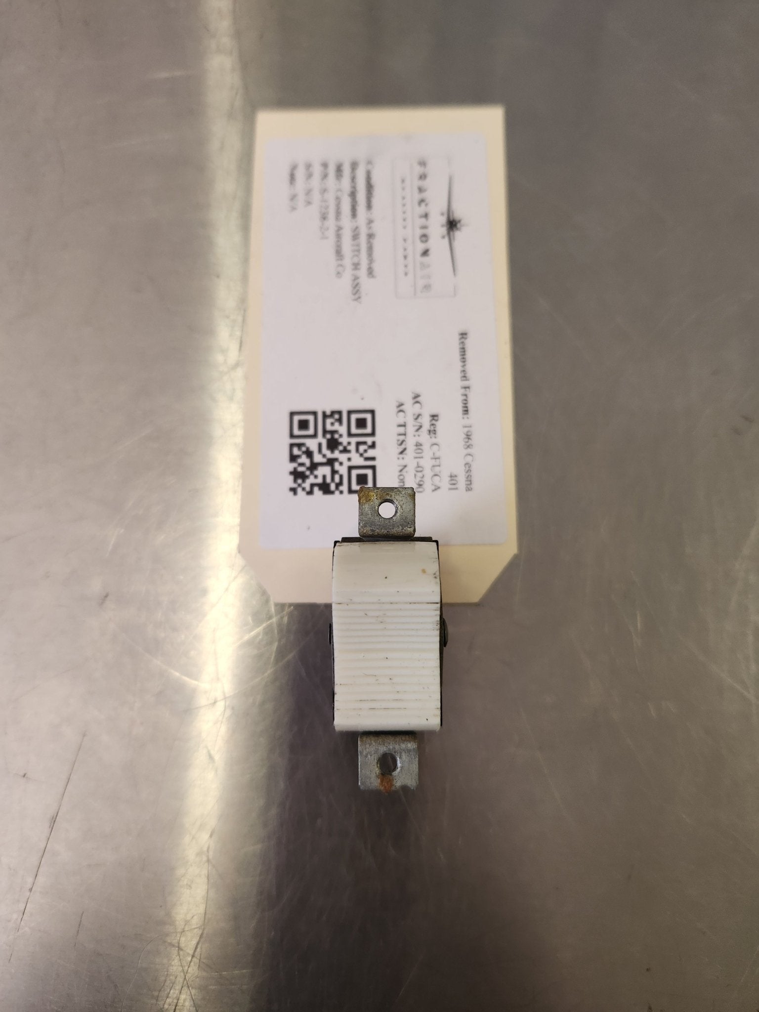 S‑1238‑2‑1 Cessna Aircraft Co SWITCH ASSY | FractionAIR Parts - Aircraft Parts & Accessories